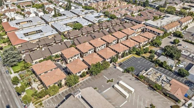656 W Huntington O-1, Arcadia, CA 91007