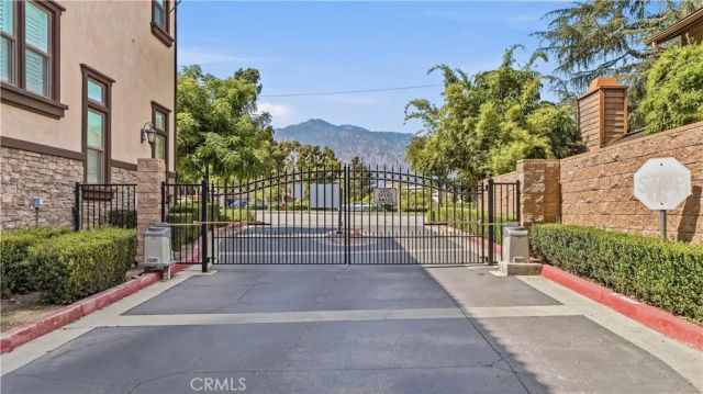 656 W Huntington O-1, Arcadia, CA 91007