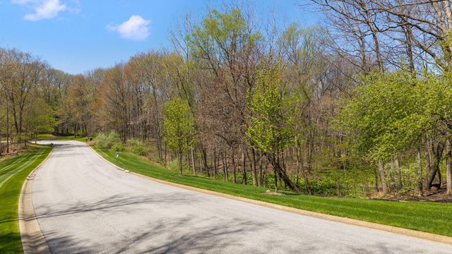 231 Barberry Lane, Valparaiso, IN 46383