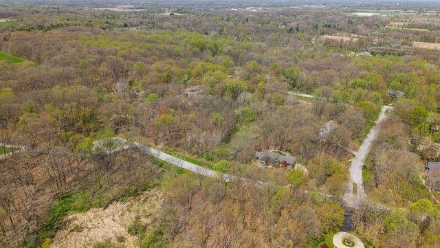 231 Barberry Lane, Valparaiso, IN 46383