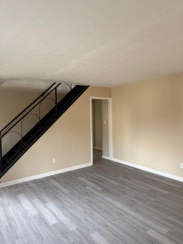 1607 Baxter Drive, Columbus, OH 43227