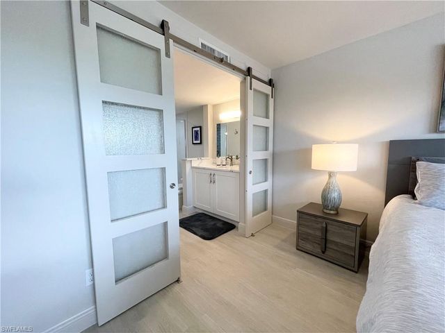 12945 Vanderbilt DR 403, Naples, FL 34110