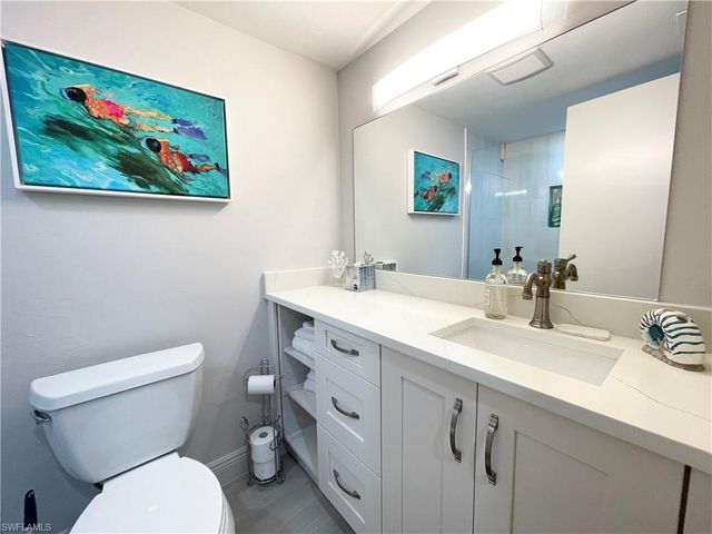 12945 Vanderbilt DR 403, Naples, FL 34110