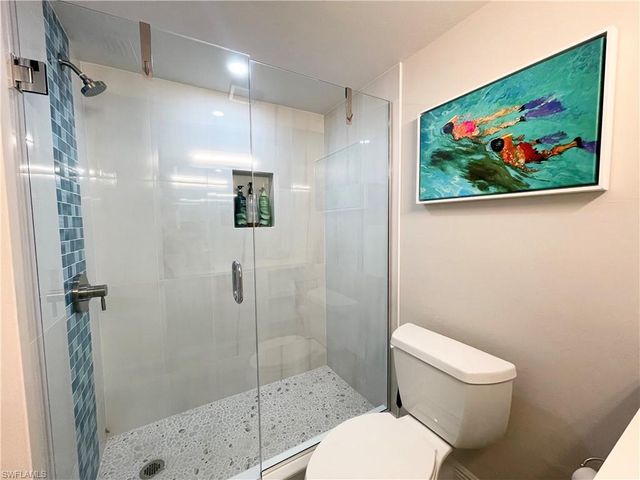 12945 Vanderbilt DR 403, Naples, FL 34110