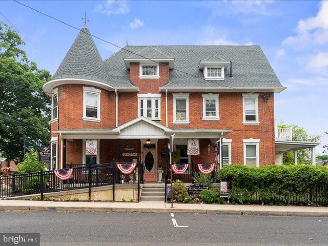 1919 W POINT PIKE, Lansdale, PA 19446
