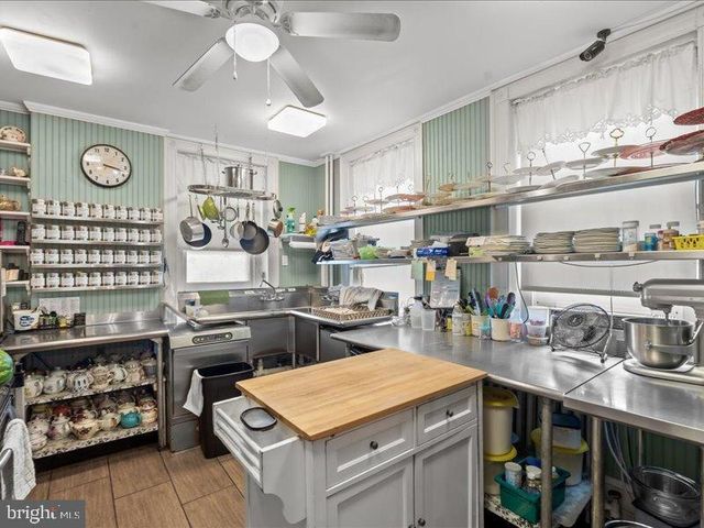 1919 W POINT PIKE, Lansdale, PA 19446