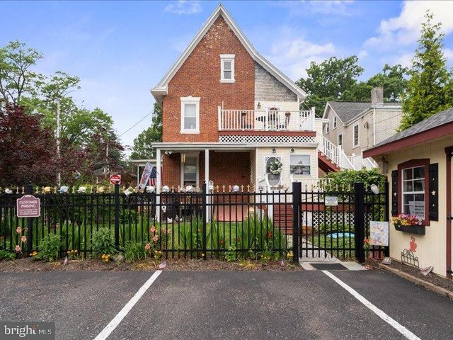 1919 W POINT PIKE, Lansdale, PA 19446