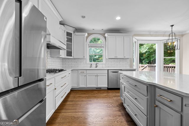 340 Broadmoor Drive, Fayetteville, GA 30215
