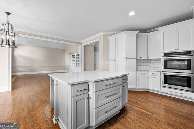 340 Broadmoor Drive, Fayetteville, GA 30215