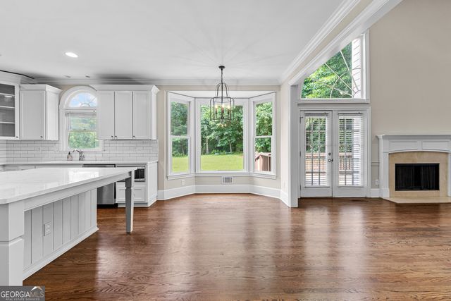 340 Broadmoor Drive, Fayetteville, GA 30215