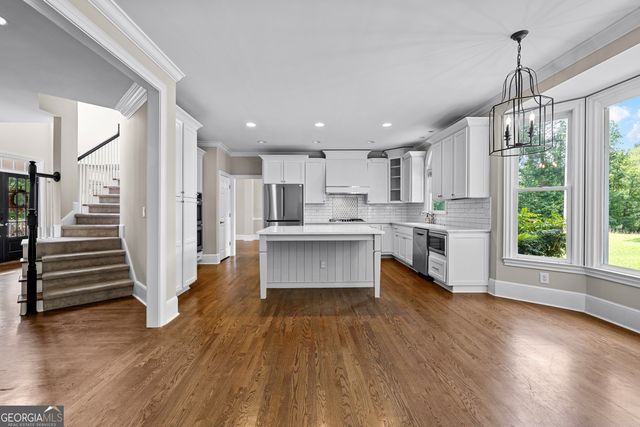 340 Broadmoor Drive, Fayetteville, GA 30215