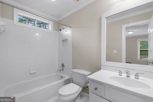340 Broadmoor Drive, Fayetteville, GA 30215