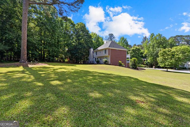 340 Broadmoor Drive, Fayetteville, GA 30215