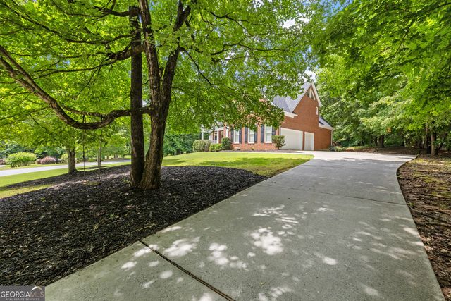 340 Broadmoor Drive, Fayetteville, GA 30215