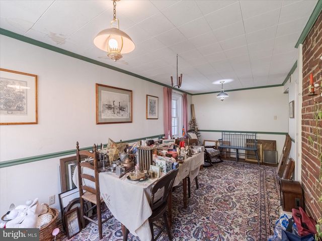 2023 WHARTON RD, Glenside, PA 19038