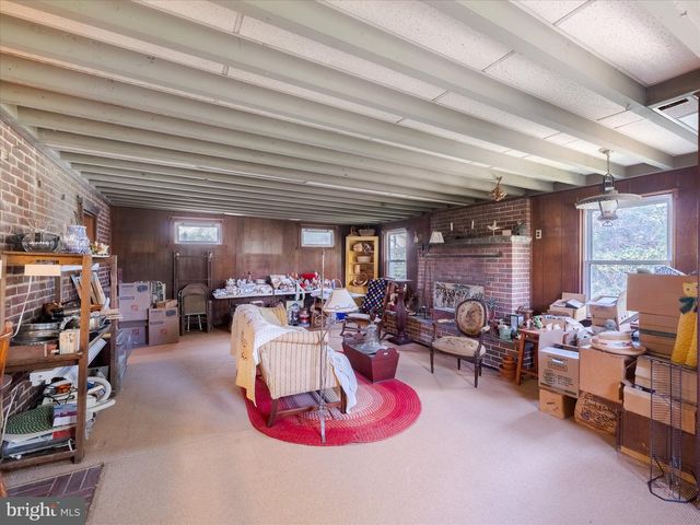 2023 WHARTON RD, Glenside, PA 19038