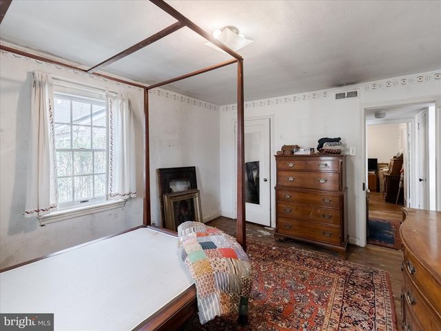 2023 WHARTON RD, Glenside, PA 19038