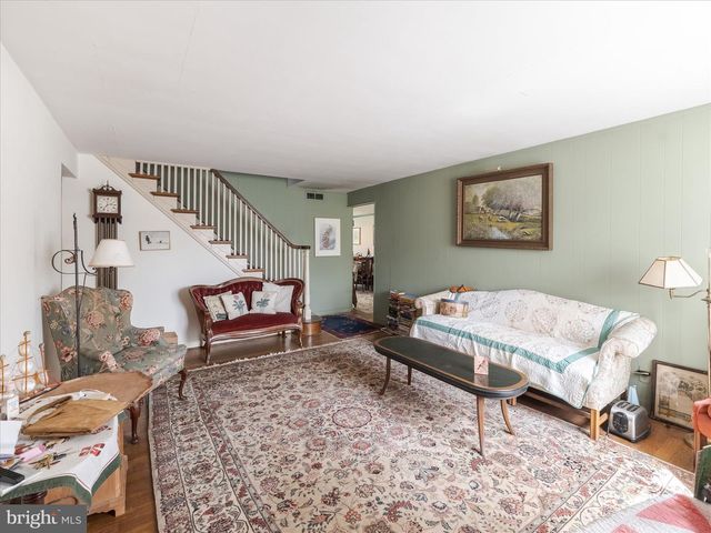 2023 WHARTON RD, Glenside, PA 19038