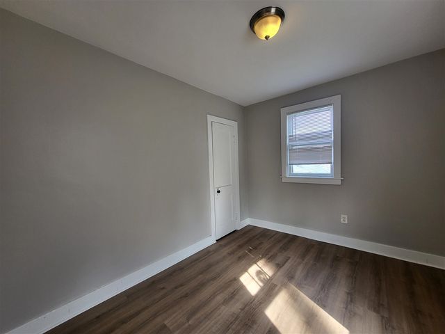 23 Ferrin Place, Mount Clemens, MI 48043