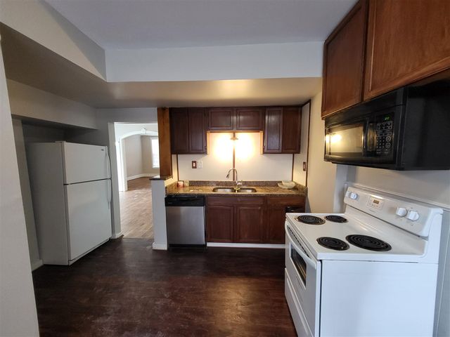 23 Ferrin Place, Mount Clemens, MI 48043