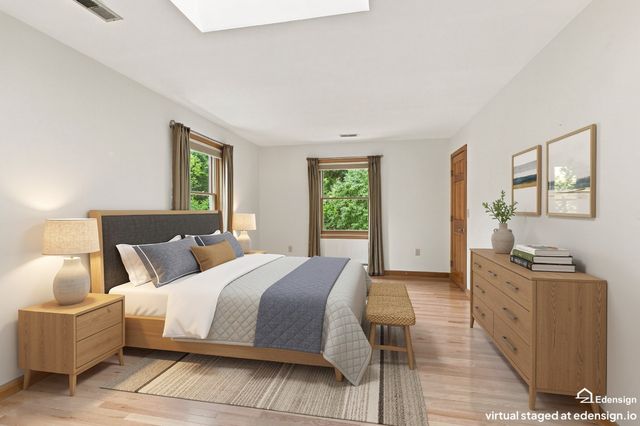 16 Birch Ln, Northampton, MA 01062
