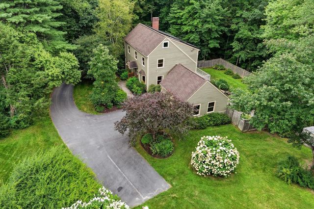 16 Birch Ln, Northampton, MA 01062