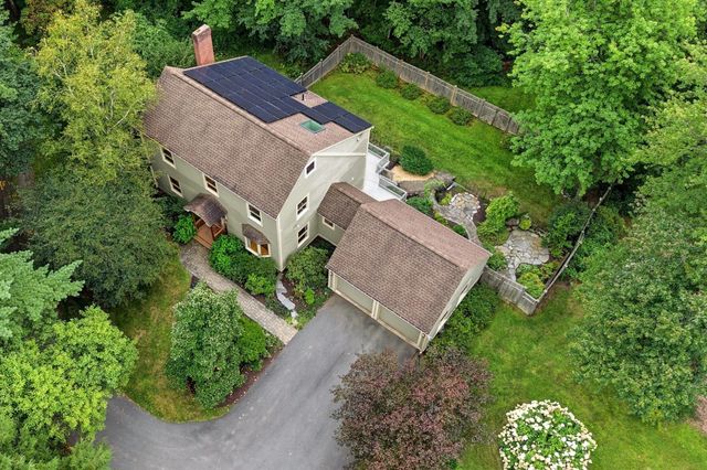 16 Birch Ln, Northampton, MA 01062