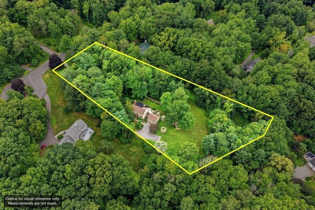 16 Birch Ln, Northampton, MA 01062