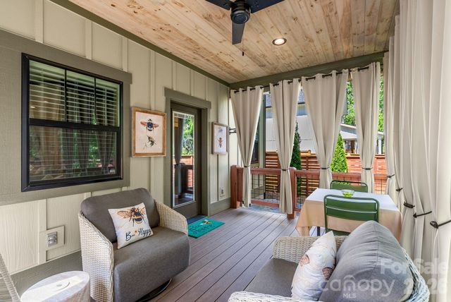 7 Acona Lane, Asheville, NC 28803