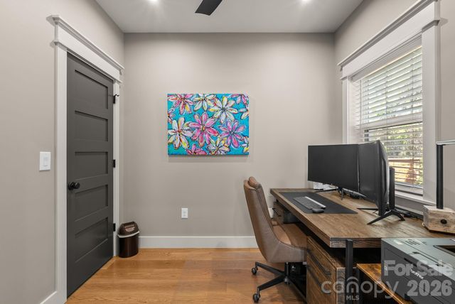 7 Acona Lane, Asheville, NC 28803