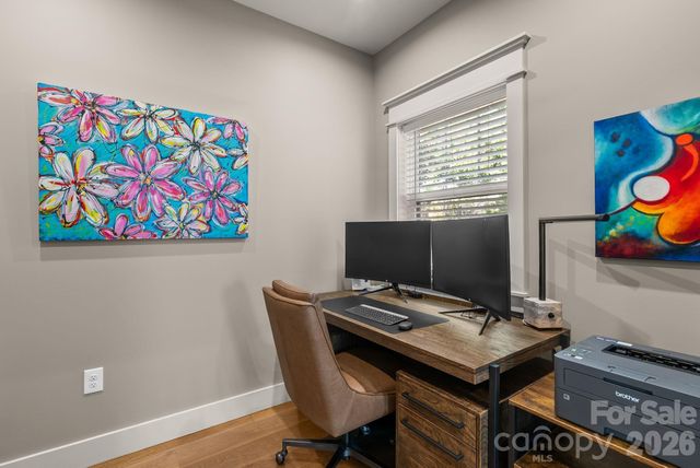 7 Acona Lane, Asheville, NC 28803