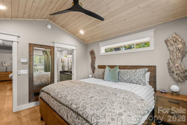 7 Acona Lane, Asheville, NC 28803