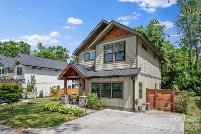 7 Acona Lane, Asheville, NC 28803