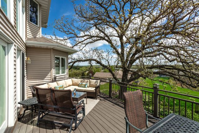 23801 281st Avenue, Leclaire, IA 52753