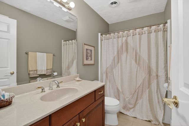 23801 281st Avenue, Leclaire, IA 52753