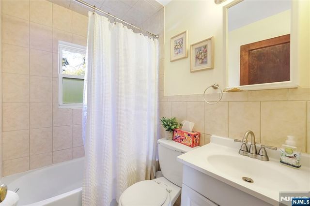 171 Harrison Street, New Milford, NJ 07646