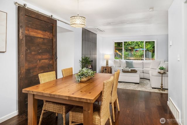 15650 Issaquah Hobart Road SE, Issaquah, WA 98027