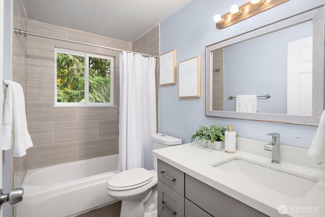 15650 Issaquah Hobart Road SE, Issaquah, WA 98027