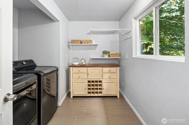 15650 Issaquah Hobart Road SE, Issaquah, WA 98027