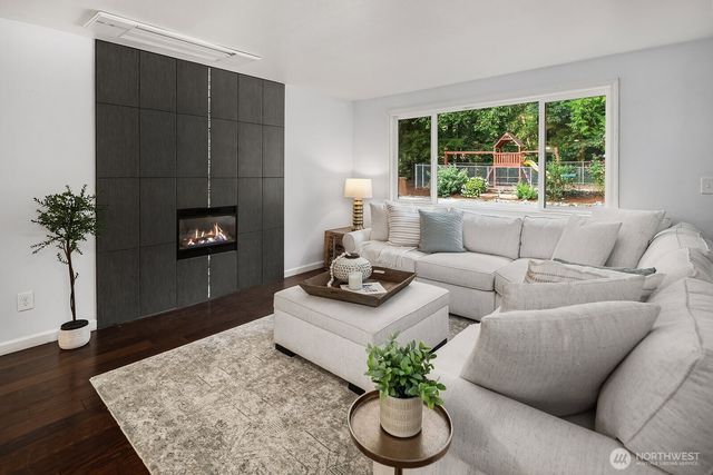 15650 Issaquah Hobart Road SE, Issaquah, WA 98027