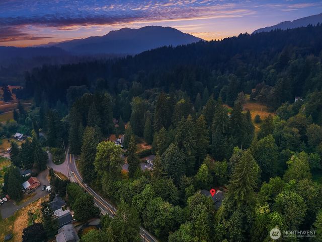 15650 Issaquah Hobart Road SE, Issaquah, WA 98027