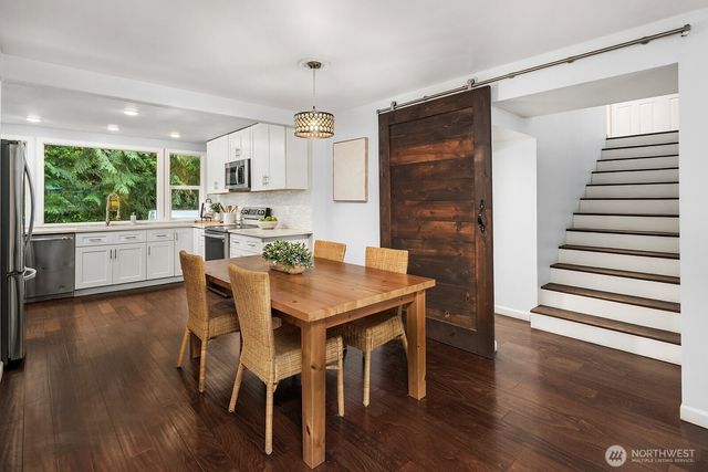 15650 Issaquah Hobart Road SE, Issaquah, WA 98027