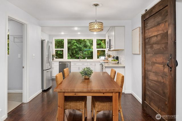15650 Issaquah Hobart Road SE, Issaquah, WA 98027