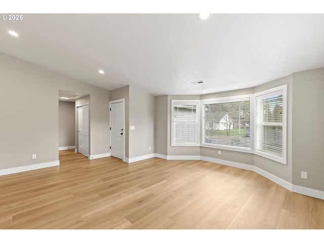 8000 Ne 86TH Ave, Vancouver, WA 98662