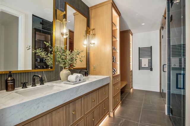 1939 Linner Road, Minnetonka, MN 55391