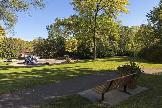 1939 Linner Road, Minnetonka, MN 55391