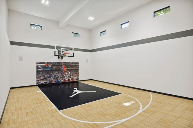 1939 Linner Road, Minnetonka, MN 55391