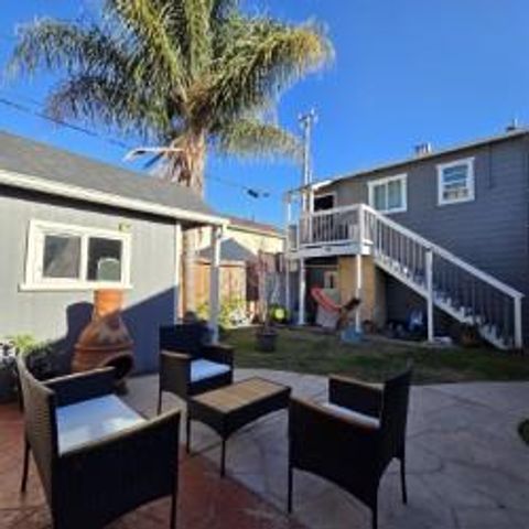 12 Eastern Drive, Watsonville, CA 95076