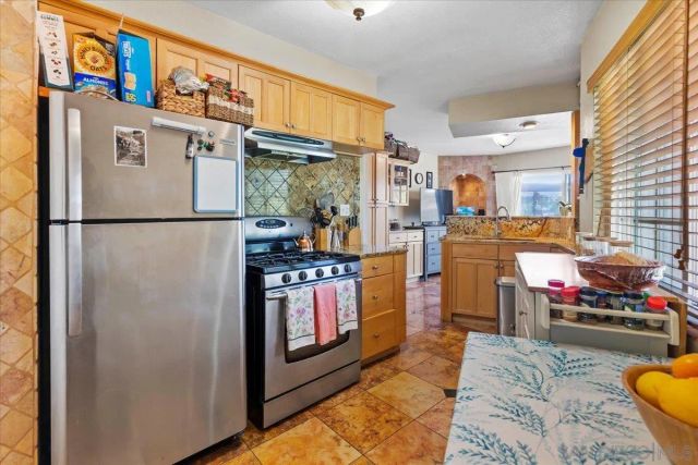 3935-41 Madison Ave, San Diego, CA 92116