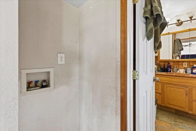 3935-41 Madison Ave, San Diego, CA 92116